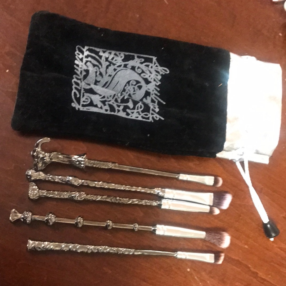 Wizard makeup brushes bundle